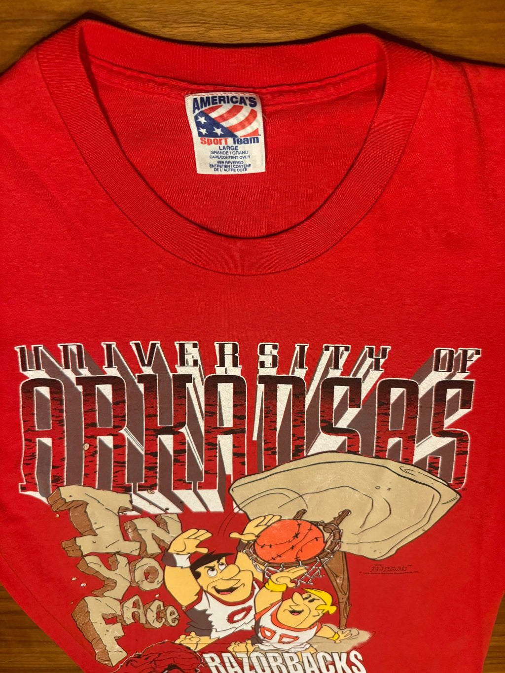 Ultra-rare  Arkansas Razorbacks x Flintstones Graphic Tee 1995